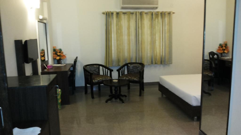 מלון העיר בנגלור Adyar Ananda Bhavan Residency מראה חיצוני תמונה